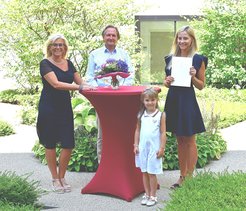 Von links nach rechts: Carola Schurzmann, Thomas Duve, Rebacca Marian und ihre Tochter