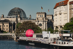 Am 14. Mai startete die MS Wissenschaft in Berlin ihre fast fünfmonatige Tour durch rund 30 Städte in Deutschland und Österreich.